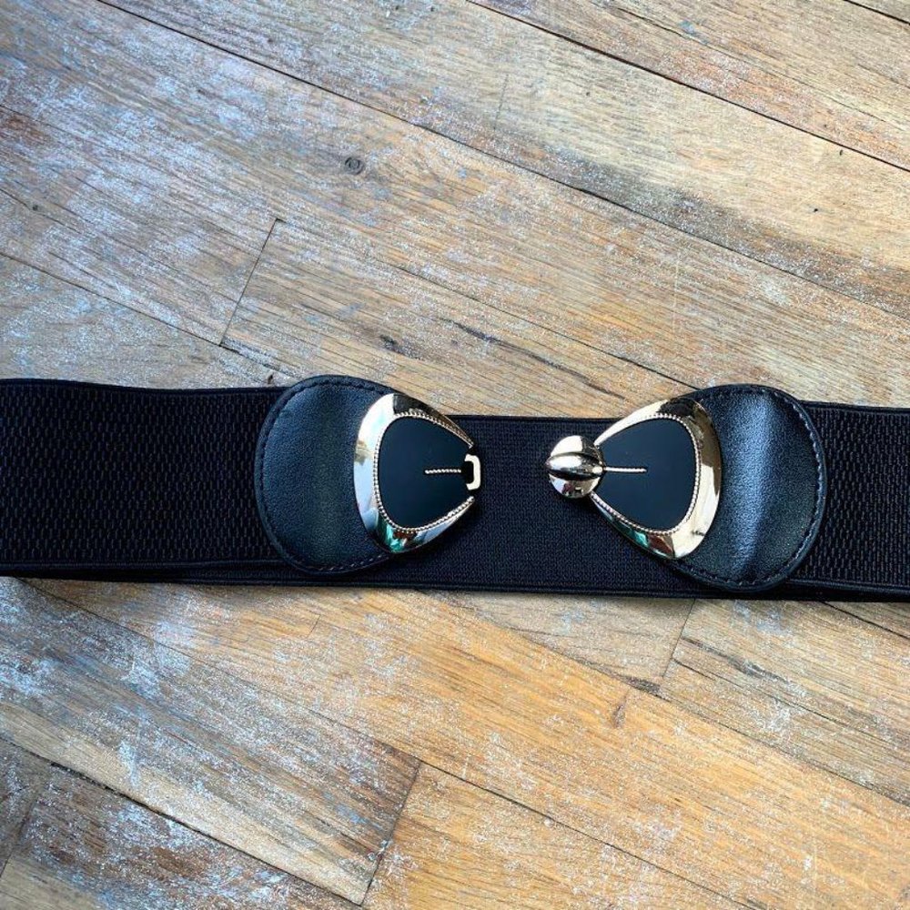 Belt bow metal closure elastic band NWT - Picture 5 of 5